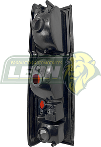 CALAVERA NISSAN PICK-UP LARGA 40.5 cm TRANSP./ROJA/TRANSP. (LADO R)