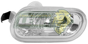 CUARTO SALPICADERA VW JETTA A4 2.0L 99-15, GOLF A4 2.0L 99-07, POLO 1.6L 03-07, BEETLE 2.0L 98-11, DERBY 1.8, 2.0L 95-09, EUROVAN 2.5L 01-04 (SIN PORTAFOCO, TRANSPARENTE)