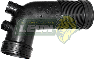 MANGUERA TOMA DE AIRE VW BORA 2.5L 05-10, GOLF A6 11-18, JETTA A6 11-18 2.5L, JETTA A4 2.5L 11-18, NEW BEETLE 11-19 2.5L, PASSAT 12-14 2.5L, SPORTWAGEN 10-19 2.5L (07K129684A, 07K129684B, ML-11540) NACIONAL