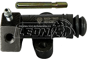 CILINDRO IMPULSOR CLUTCH “ESCLAVO” NISSAN URVAN 2.4L 02-10