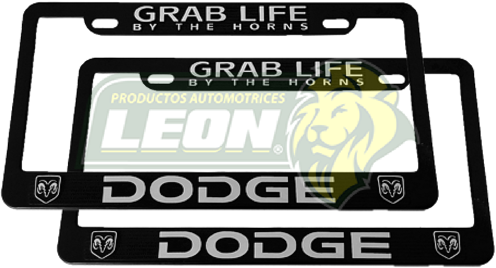 PORTAPLACAS NEGRAS GRABADAS DODGE LETRAS CROMADAS (JGO. c/2 pzas.)