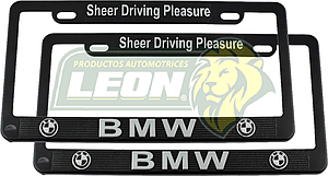 PORTAPLACAS NEGRAS GRABADAS BMW LETRAS CROMADAS (JGO. c/2 pzas.)